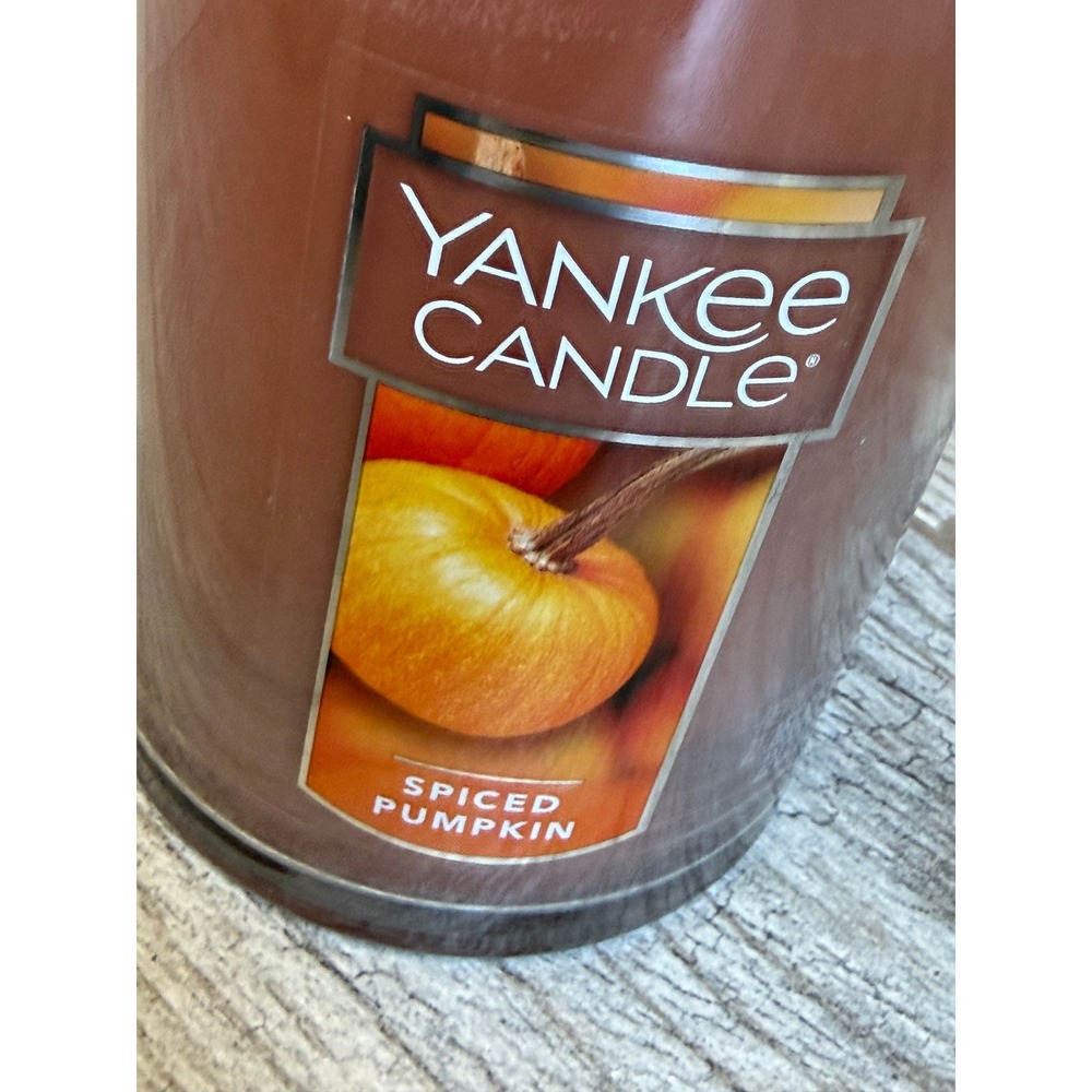 Yankee Candle Spiced Pumpkin 22 oz‎ Tumber Jar 2 Wick NWT Large Fall Gift Idea